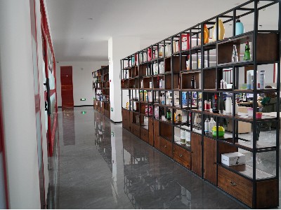 賽康尼樣品展示區